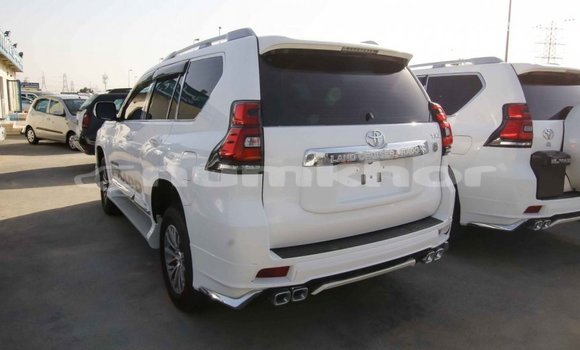 Buy Import Toyota Prado White Car in Import - Dubai in Bumthang Buy Import Toyota Prado White Car in Import - Dubai in Bumthang