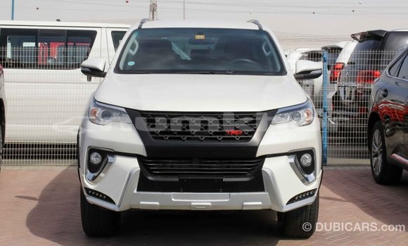 Buy Import Toyota Fortuner White Car in Import - Dubai in Bumthang Buy Import Toyota Fortuner White Car in Import - Dubai in Bumthang