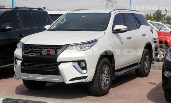 Buy Import Toyota Fortuner White Car in Import - Dubai in Bumthang Buy Import Toyota Fortuner White Car in Import - Dubai in Bumthang