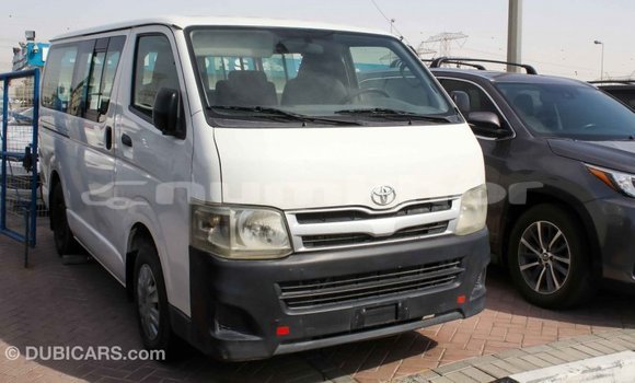 Buy Import Toyota Hiace White Car in Import - Dubai in Bumthang Buy Import Toyota Hiace White Car in Import - Dubai in Bumthang