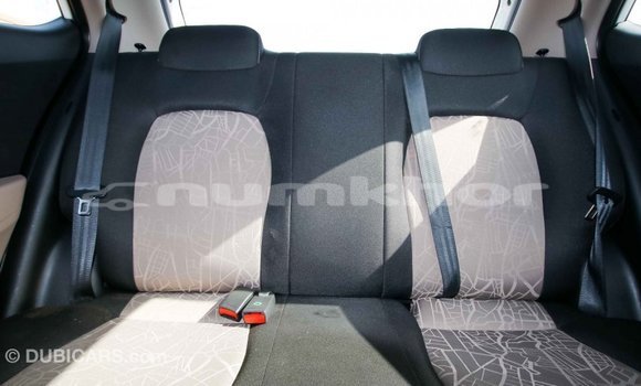 Buy Import Hyundai i10 White Car in Import - Dubai in Bumthang Buy Import Hyundai i10 White Car in Import - Dubai in Bumthang