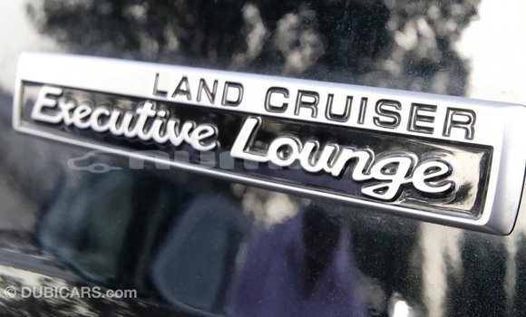 Buy Import Toyota Land Cruiser Black Car in Import - Dubai in Bumthang Buy Import Toyota Land Cruiser Black Car in Import - Dubai in Bumthang