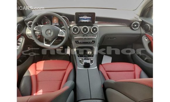 Buy Import Mercedes-Benz 190 Black Car in Import - Dubai in Bumthang