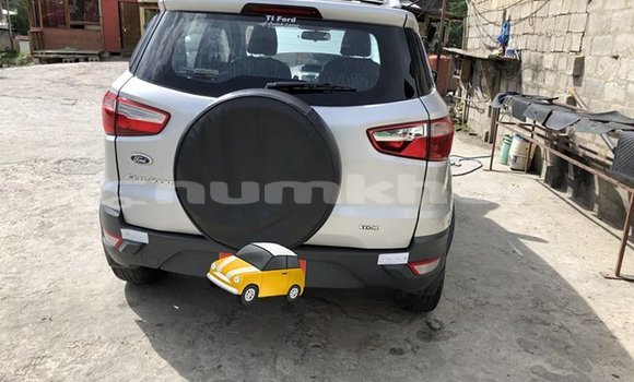 Buy Used Ford E–Series Van Red Car in Thimphu in Timphu