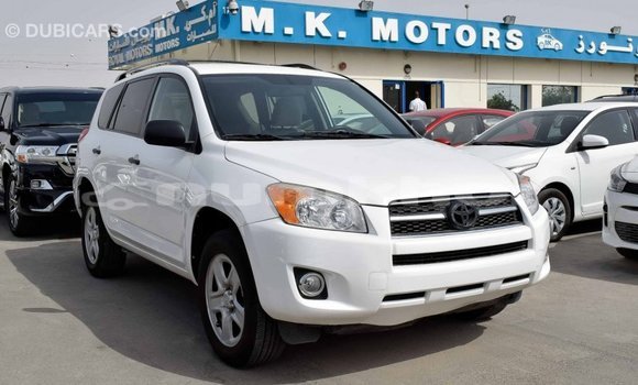 Buy Import Toyota 4Runner White Car in Import - Dubai in Bumthang Buy Import Toyota 4Runner White Car in Import - Dubai in Bumthang