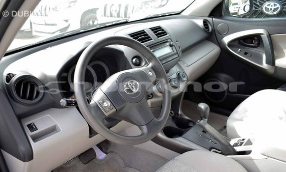 Buy Import Toyota 4Runner White Car in Import - Dubai in Bumthang Buy Import Toyota 4Runner White Car in Import - Dubai in Bumthang