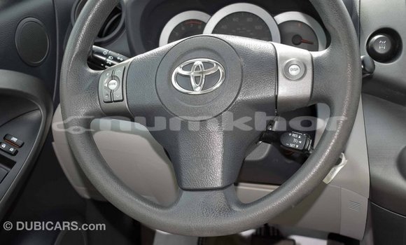Buy Import Toyota 4Runner White Car in Import - Dubai in Bumthang Buy Import Toyota 4Runner White Car in Import - Dubai in Bumthang