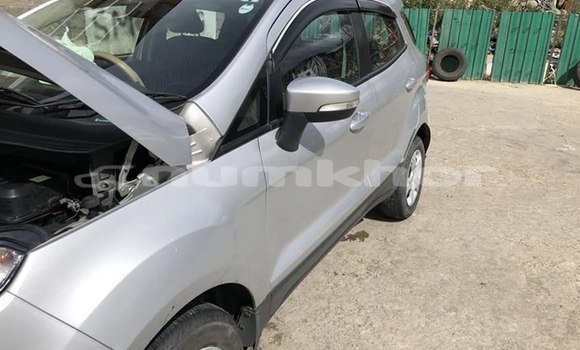 Buy Used Ford E–Series Van Red Car in Thimphu in Timphu Buy Used Ford E–Series Van Red Car in Thimphu in Timphu