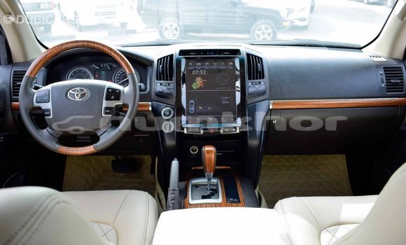 Buy Import Toyota Land Cruiser Other Car in Import - Dubai in Bumthang Buy Import Toyota Land Cruiser Other Car in Import - Dubai in Bumthang