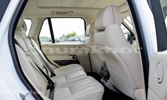 Buy Import Land Rover Range Rover White Car in Import - Dubai in Bumthang Buy Import Land Rover Range Rover White Car in Import - Dubai in Bumthang