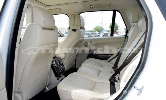 Buy Import Land Rover Range Rover White Car in Import - Dubai in Bumthang Buy Import Land Rover Range Rover White Car in Import - Dubai in Bumthang