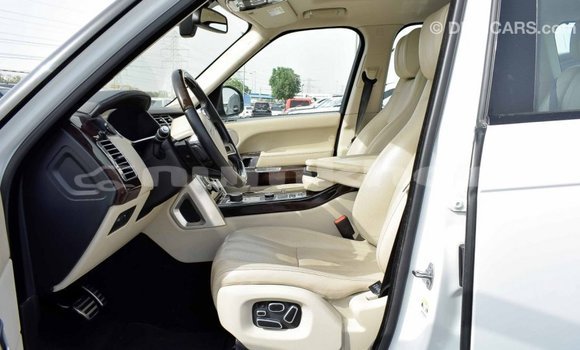 Buy Import Land Rover Range Rover White Car in Import - Dubai in Bumthang Buy Import Land Rover Range Rover White Car in Import - Dubai in Bumthang