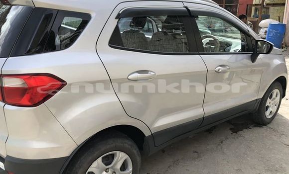 Buy Used Ford E–Series Van Red Car in Thimphu in Timphu Buy Used Ford E–Series Van Red Car in Thimphu in Timphu