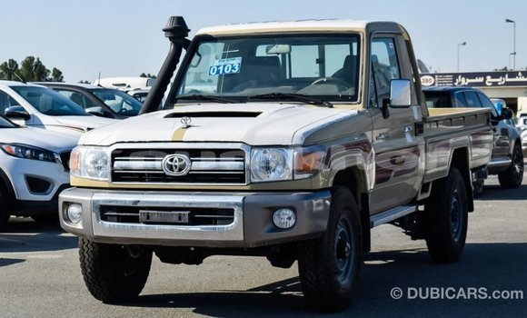 Buy Import Toyota Land Cruiser Beige Car in Import - Dubai in Bumthang Buy Import Toyota Land Cruiser Beige Car in Import - Dubai in Bumthang