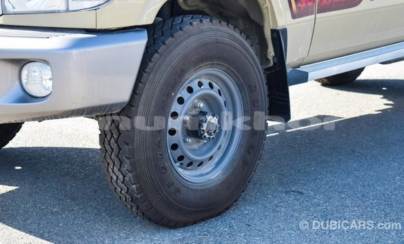 Buy Import Toyota Land Cruiser Beige Car in Import - Dubai in Bumthang Buy Import Toyota Land Cruiser Beige Car in Import - Dubai in Bumthang