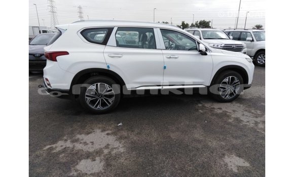 Buy Import Hyundai Santa Fe White Car in Import - Dubai in Bumthang Buy Import Hyundai Santa Fe White Car in Import - Dubai in Bumthang