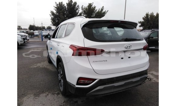 Buy Import Hyundai Santa Fe White Car in Import - Dubai in Bumthang Buy Import Hyundai Santa Fe White Car in Import - Dubai in Bumthang