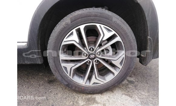 Buy Import Hyundai Santa Fe White Car in Import - Dubai in Bumthang Buy Import Hyundai Santa Fe White Car in Import - Dubai in Bumthang