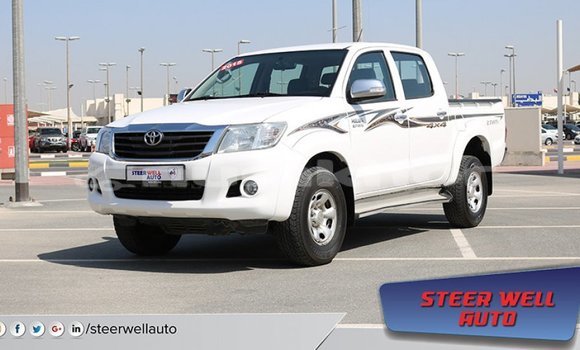 Buy Import Toyota Hilux White Car in Import - Dubai in Bumthang Buy Import Toyota Hilux White Car in Import - Dubai in Bumthang