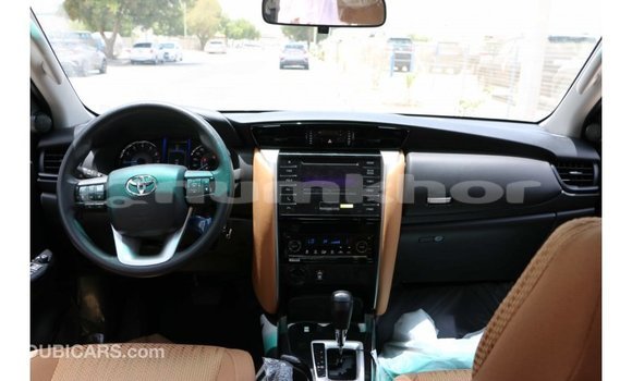 Buy Import Toyota Fortuner Black Car in Import - Dubai in Bumthang Buy Import Toyota Fortuner Black Car in Import - Dubai in Bumthang