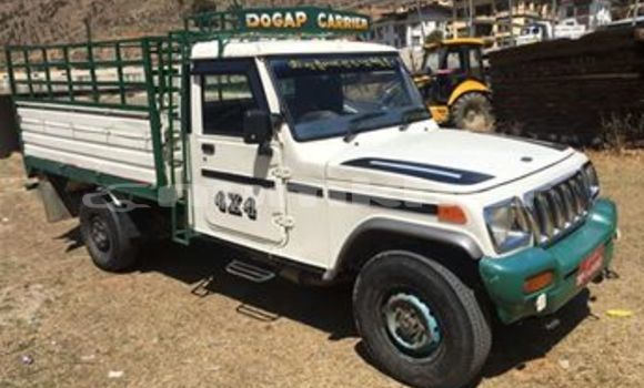 Buy Used Mahindra Bolero White Car in Thimphu in Timphu Buy Used Mahindra Bolero White Car in Thimphu in Timphu