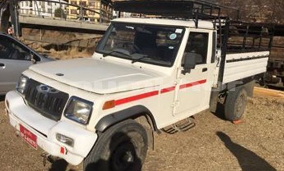 Buy Used Mahindra Bolero White Car in Thimphu in Timphu Buy Used Mahindra Bolero White Car in Thimphu in Timphu