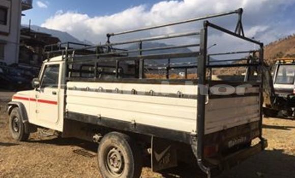 Buy Used Mahindra Bolero White Car in Thimphu in Timphu Buy Used Mahindra Bolero White Car in Thimphu in Timphu