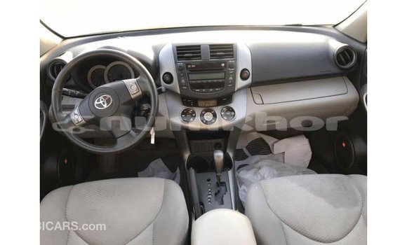 Buy Import Toyota 4Runner White Car in Import - Dubai in Bumthang Buy Import Toyota 4Runner White Car in Import - Dubai in Bumthang