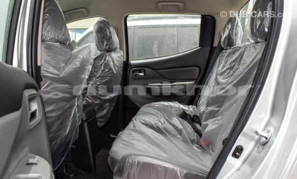 Buy Import Mitsubishi L200 Other Car in Import - Dubai in Bumthang Buy Import Mitsubishi L200 Other Car in Import - Dubai in Bumthang