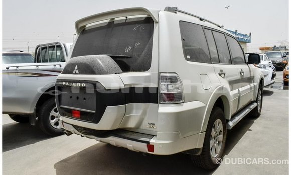 Buy Import Mitsubishi Pajero White Car in Import - Dubai in Bumthang Buy Import Mitsubishi Pajero White Car in Import - Dubai in Bumthang