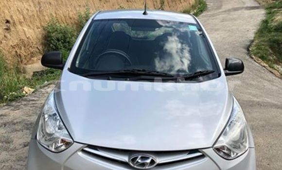 Buy Used Hyundai EON Silver Car in Thimphu in Timphu Buy Used Hyundai EON Silver Car in Thimphu in Timphu