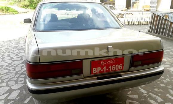 Buy Used Toyota Mark II Silver Car in Thimphu in Timphu Buy Used Toyota Mark II Silver Car in Thimphu in Timphu