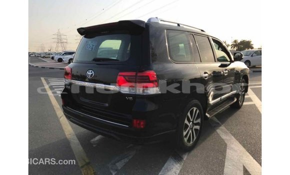 Buy Import Toyota Land Cruiser Black Car in Import - Dubai in Bumthang Buy Import Toyota Land Cruiser Black Car in Import - Dubai in Bumthang