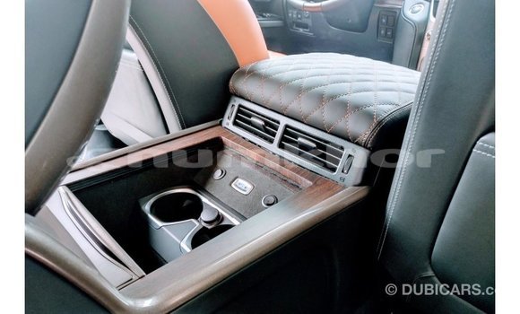 Buy Import Toyota Land Cruiser Black Car in Import - Dubai in Bumthang Buy Import Toyota Land Cruiser Black Car in Import - Dubai in Bumthang