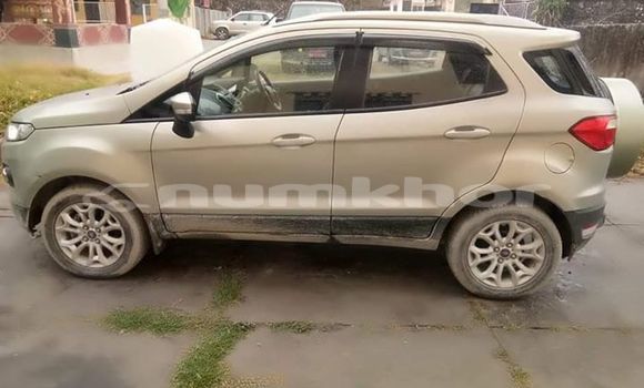 Buy Used Kia Sportage Beige Car in Thimphu in Timphu