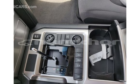 Buy Import Toyota Land Cruiser Black Car in Import - Dubai in Bumthang Buy Import Toyota Land Cruiser Black Car in Import - Dubai in Bumthang