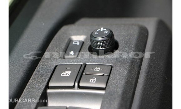 Buy Import Toyota Hiace White Car in Import - Dubai in Bumthang Buy Import Toyota Hiace White Car in Import - Dubai in Bumthang