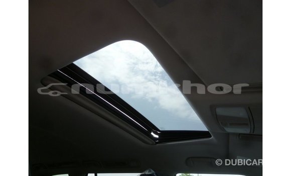 Buy Import Nissan Patrol White Car in Import - Dubai in Bumthang Buy Import Nissan Patrol White Car in Import - Dubai in Bumthang