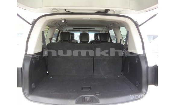 Buy Import Nissan Patrol White Car in Import - Dubai in Bumthang Buy Import Nissan Patrol White Car in Import - Dubai in Bumthang