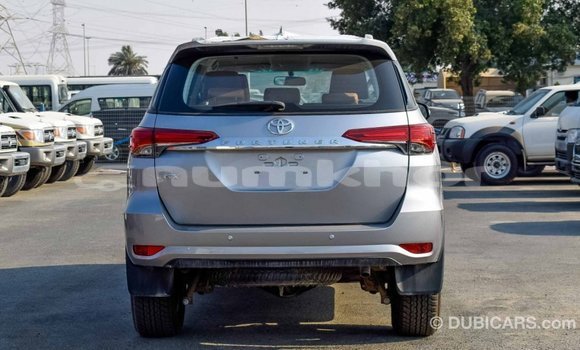 Buy Import Toyota Fortuner Other Car in Import - Dubai in Bumthang Buy Import Toyota Fortuner Other Car in Import - Dubai in Bumthang