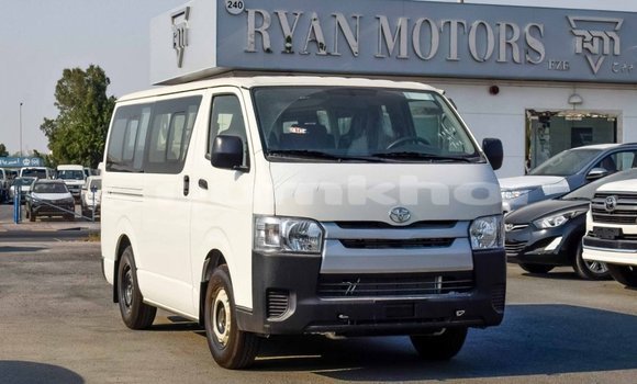 Buy Import Toyota Hiace White Car in Import - Dubai in Bumthang Buy Import Toyota Hiace White Car in Import - Dubai in Bumthang