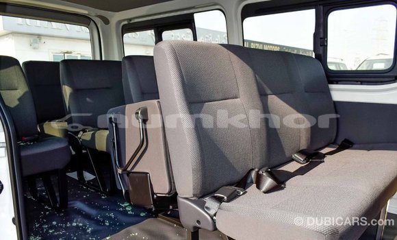 Buy Import Toyota Hiace White Car in Import - Dubai in Bumthang Buy Import Toyota Hiace White Car in Import - Dubai in Bumthang