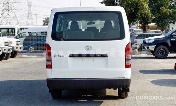 Buy Import Toyota Hiace White Car in Import - Dubai in Bumthang Buy Import Toyota Hiace White Car in Import - Dubai in Bumthang