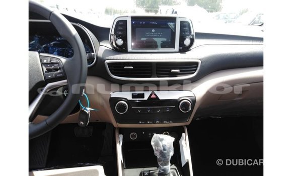 Buy Import Kia Sportage Black Car in Import - Dubai in Bumthang Buy Import Kia Sportage Black Car in Import - Dubai in Bumthang