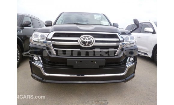 Buy Import Toyota Land Cruiser Black Car in Import - Dubai in Bumthang Buy Import Toyota Land Cruiser Black Car in Import - Dubai in Bumthang