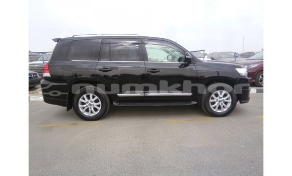 Buy Import Toyota Land Cruiser Black Car in Import - Dubai in Bumthang Buy Import Toyota Land Cruiser Black Car in Import - Dubai in Bumthang