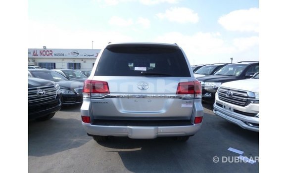 Buy Import Toyota Land Cruiser Other Car in Import - Dubai in Bumthang Buy Import Toyota Land Cruiser Other Car in Import - Dubai in Bumthang