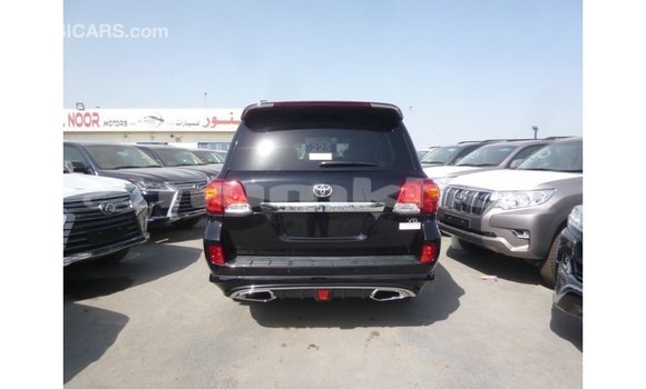 Buy Import Toyota Land Cruiser Black Car in Import - Dubai in Bumthang Buy Import Toyota Land Cruiser Black Car in Import - Dubai in Bumthang