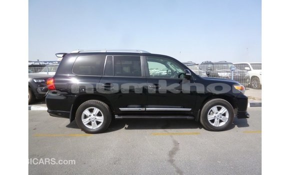Buy Import Toyota Land Cruiser Black Car in Import - Dubai in Bumthang Buy Import Toyota Land Cruiser Black Car in Import - Dubai in Bumthang