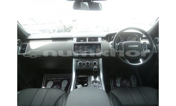 Buy Import Land Rover Range Rover Green Car in Import - Dubai in Bumthang Buy Import Land Rover Range Rover Green Car in Import - Dubai in Bumthang